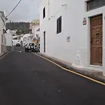 Casa De Bomberos - - 5 Rooms, 2 Kitchen, 2 Terraces, Film Projector, Fibre Net