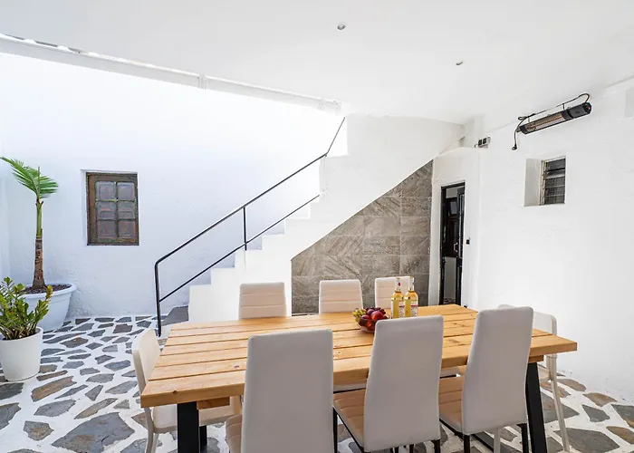 Casa De Bomberos - - 5 Rooms, 2 Kitchen, 2 Terraces, Film Projector, Fibre Net Appartement *
