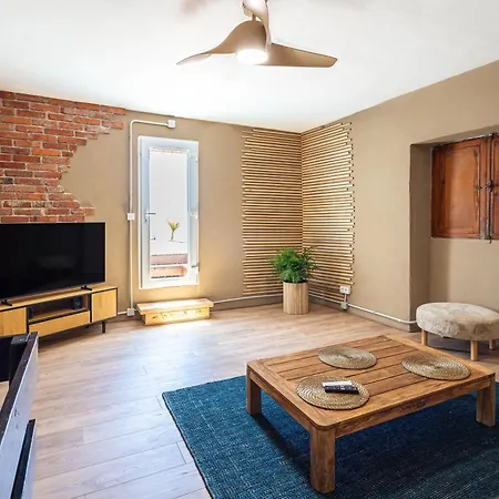 Casa De Bomberos - - 5 Rooms, 2 Kitchen, 2 Terraces, Film Projector, Fibre Net 公寓 Chío