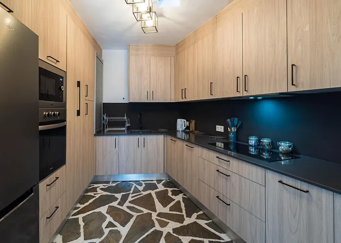 Casa De Bomberos - - 5 Rooms, 2 Kitchen, 2 Terraces, Film Projector, Fibre Net Lejlighed