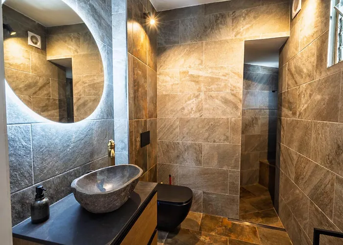 Casa De Bomberos - - 5 Rooms, 2 Kitchen, 2 Terraces, Film Projector, Fibre Net