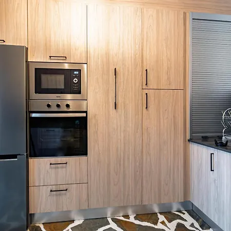 Casa De Bomberos - - 5 Rooms, 2 Kitchen, 2 Terraces, Film Projector, Fibre Net Apartment Chio (Tenerife)