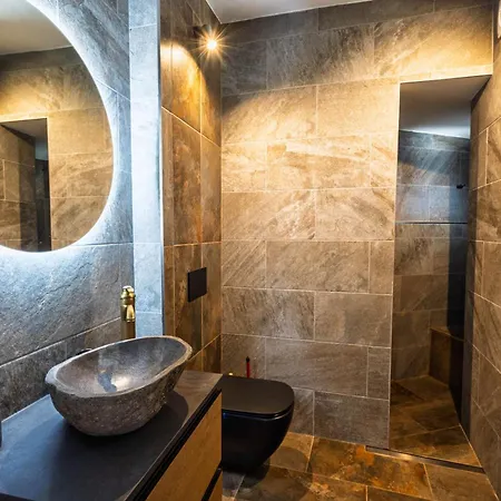 Casa De Bomberos - - 5 Rooms, 2 Kitchen, 2 Terraces, Film Projector, Fibre Net